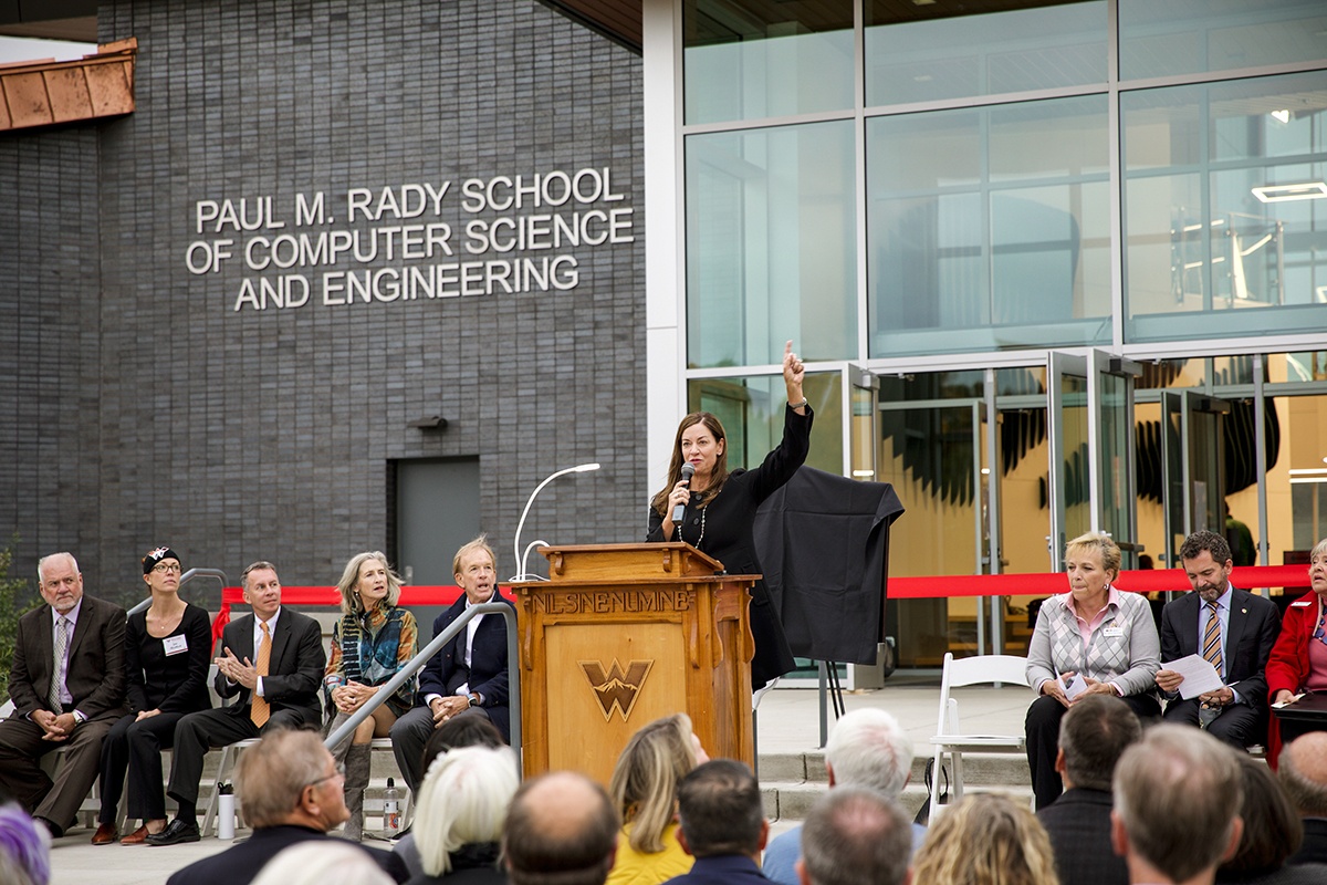 Connie Knight Speaking